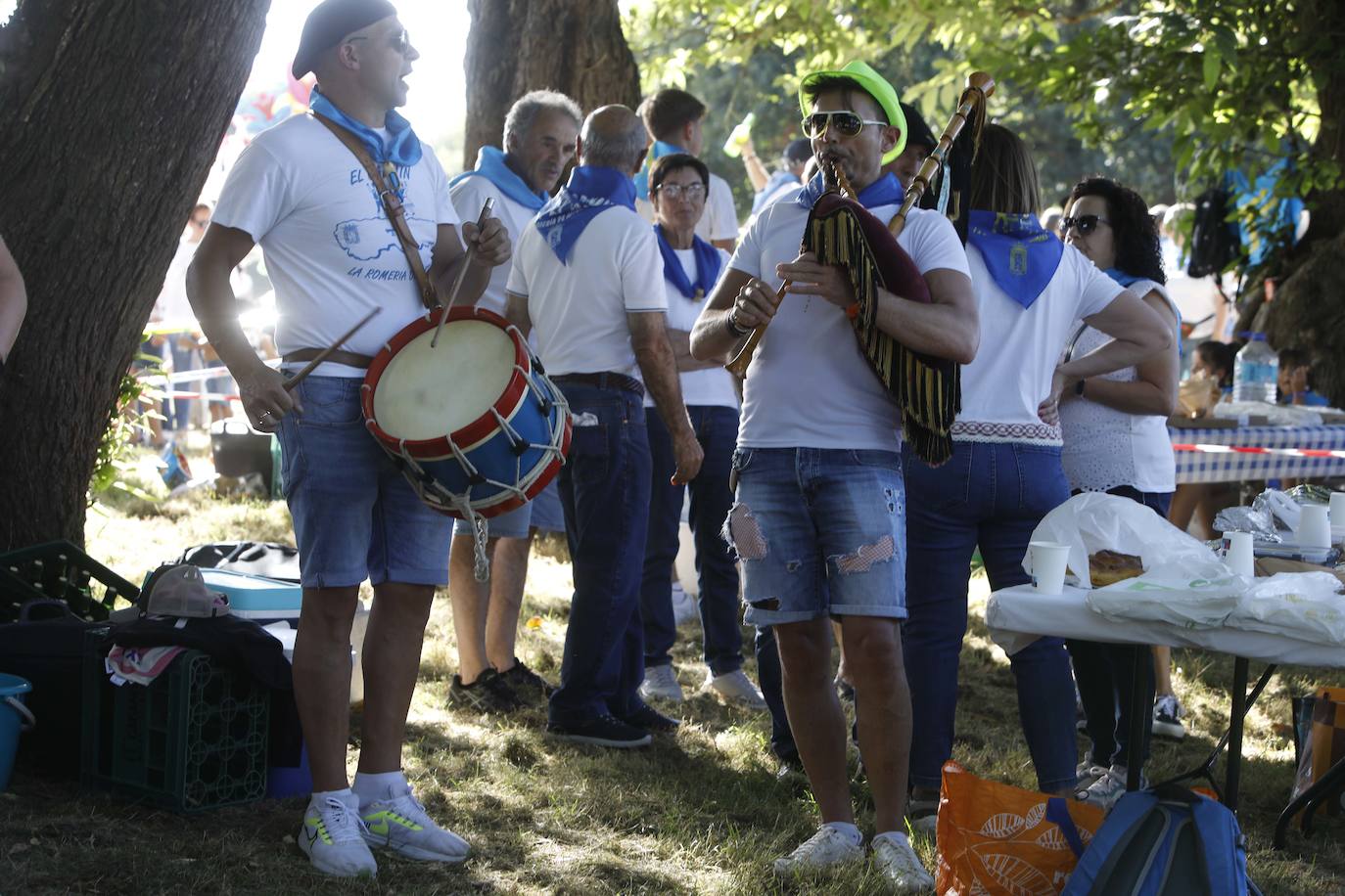 La Pola, a rebosar: «El carmín es único»