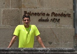 Lander Olaetxea, uno de los refuerzos del Sporting esta temporada, ayer, en las instalaciones del hotel en el que está concentrado el equipo.