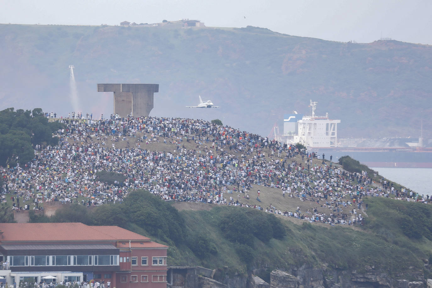 Festival Aéreo Internacional: Gijón disfruta del espectáculo en el cielo