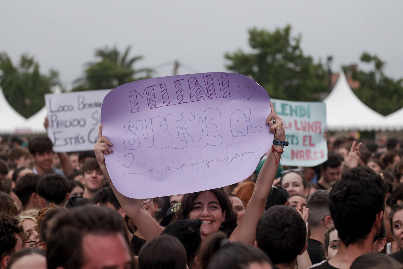 Melendi llena Gijón