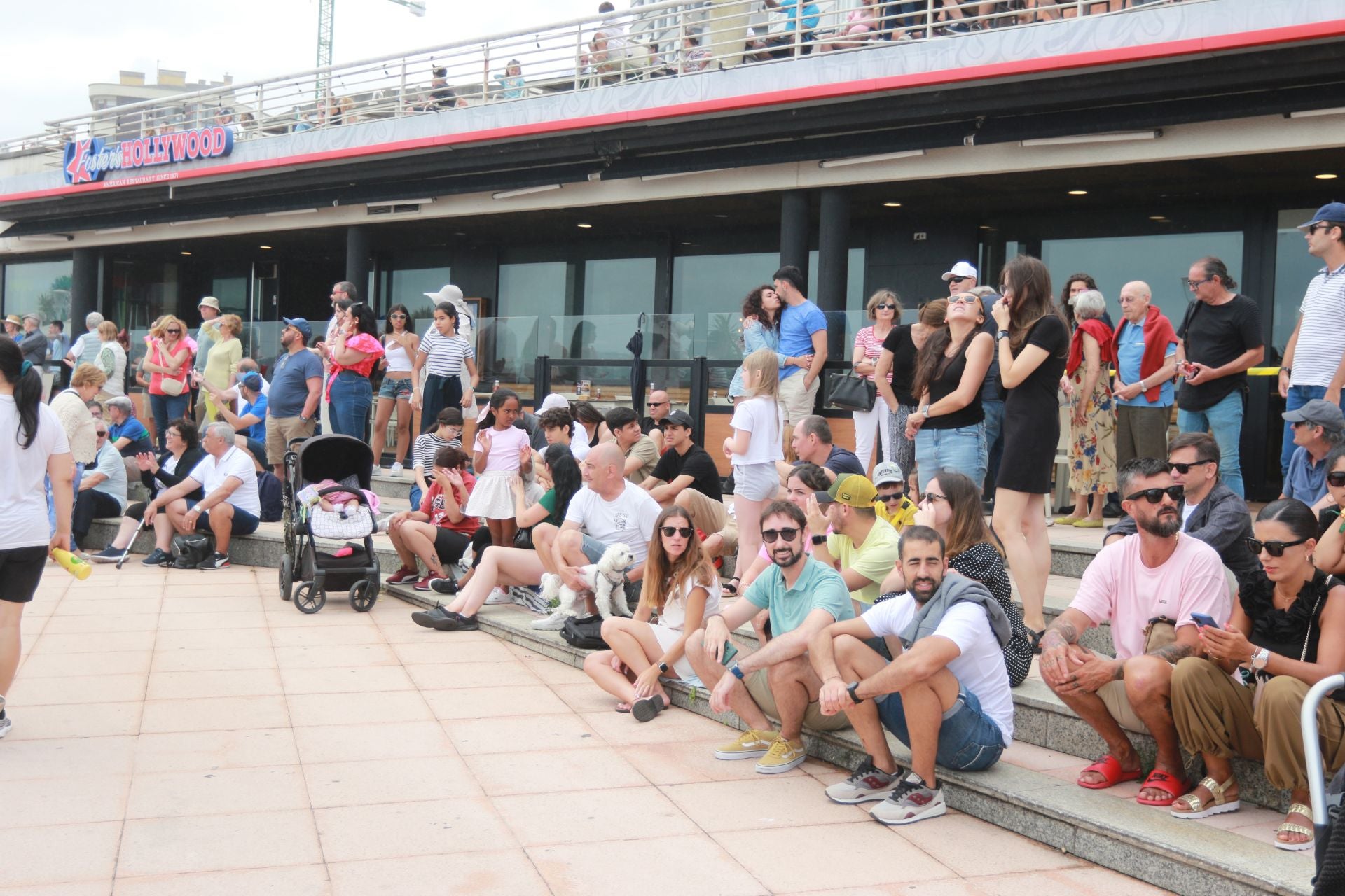 Gijón se vuelca con el Festival Aéreo