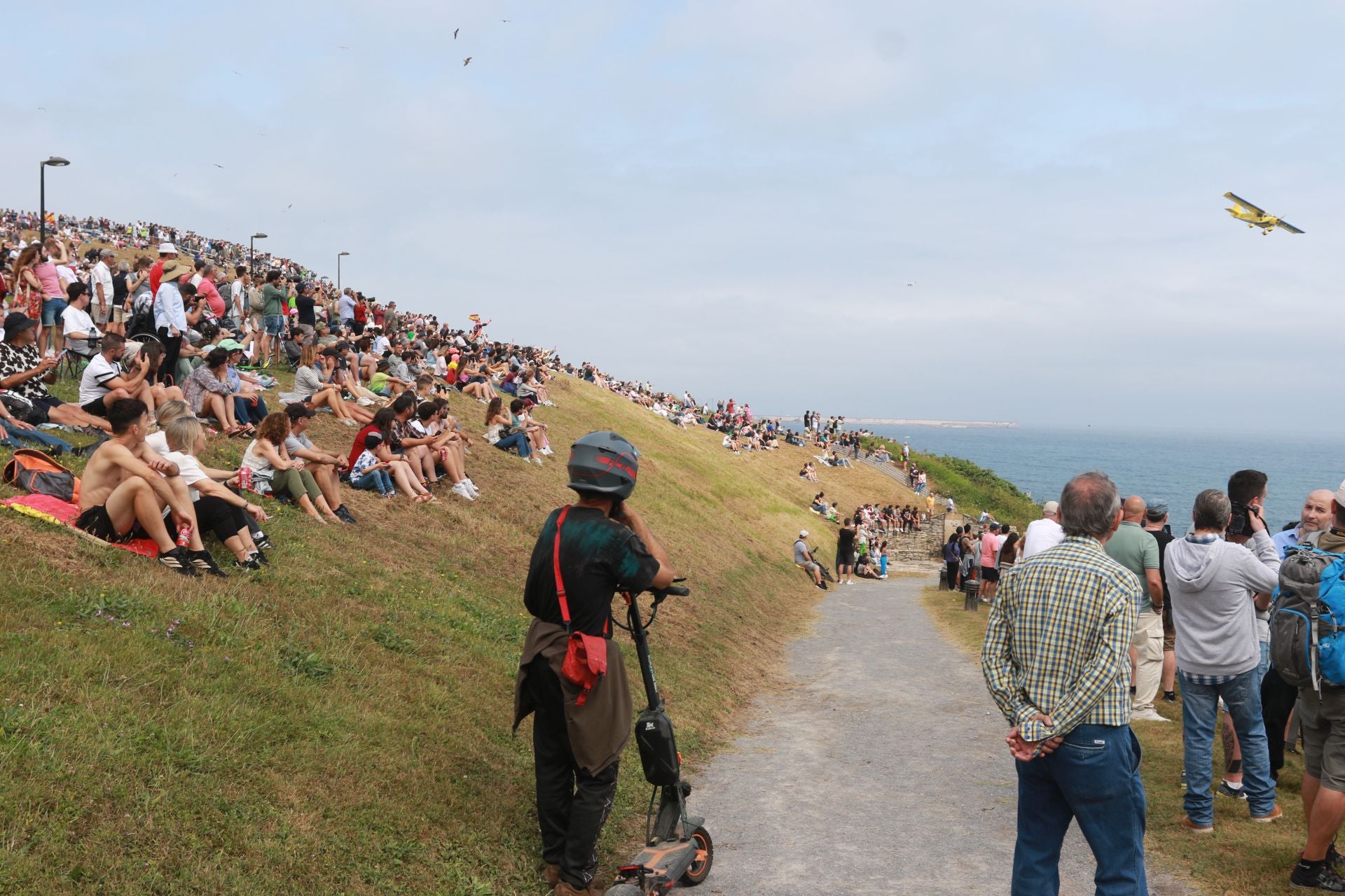 Gijón se vuelca con el Festival Aéreo