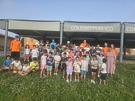 Los participantes en el campamento de conciliación organizado por el Ayuntamiento de Noreña.