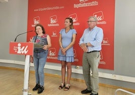 Mercedes Cruzado, Delia Campomanes y Ramón Artime