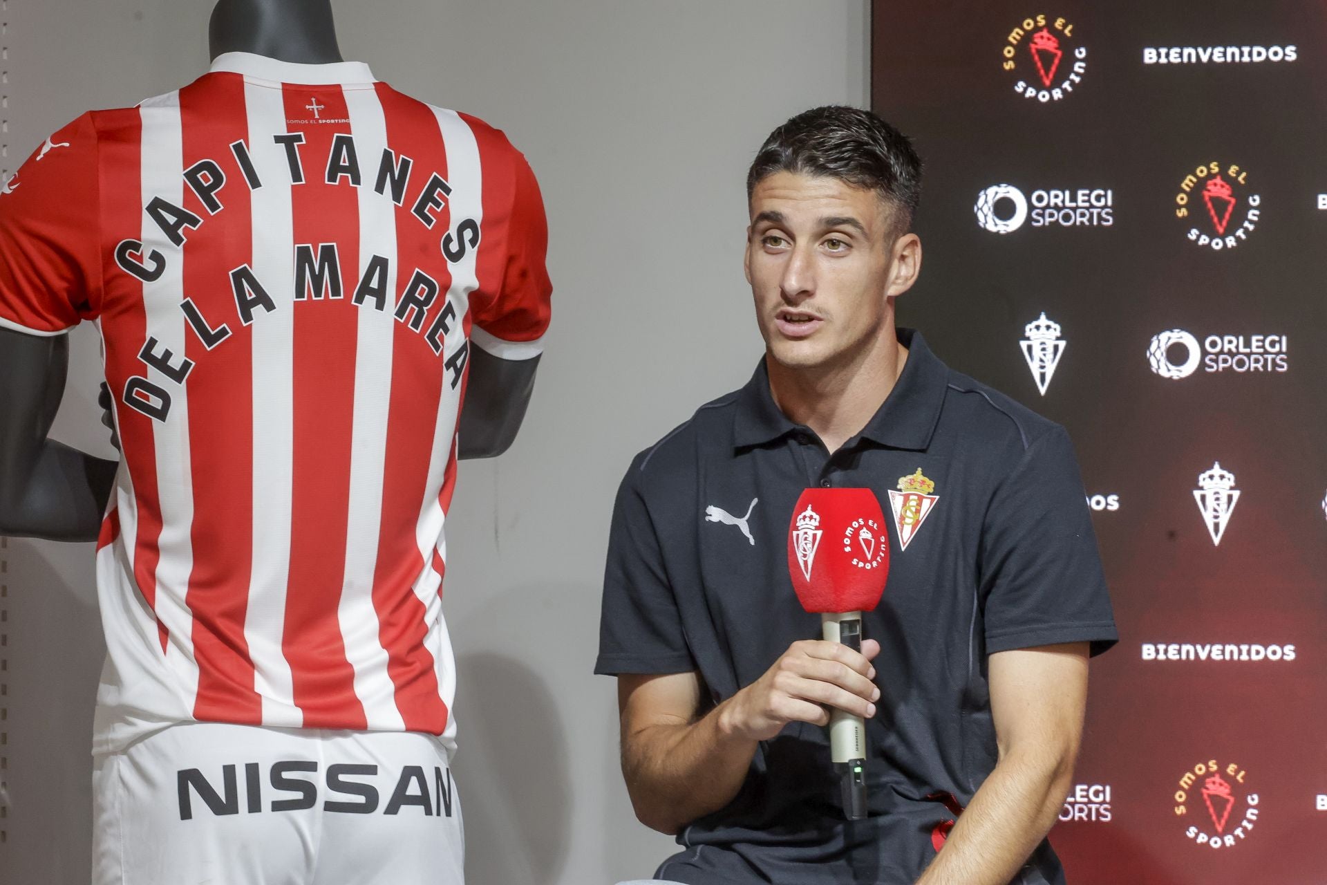 Presentación del Sporting: Lander Olaetxea, Eric Cubela y Jesús Bernal