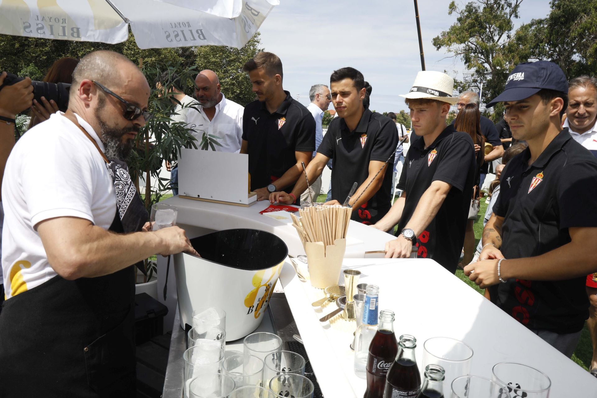 Tradición rojiblanca en la Feria