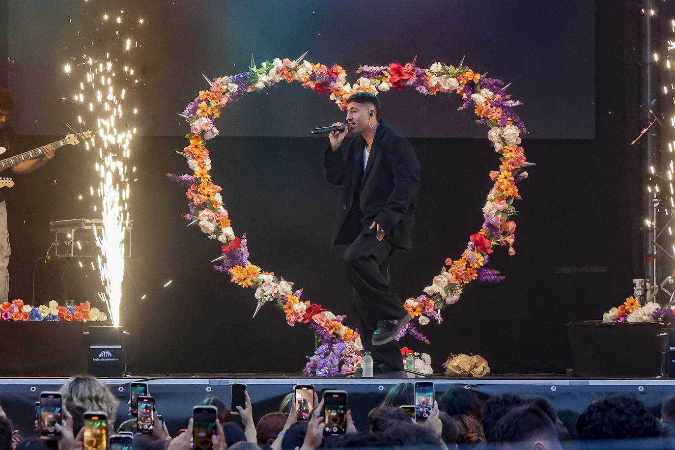 Enol y Muchachito Bombo Infierno triunfan en Gijón