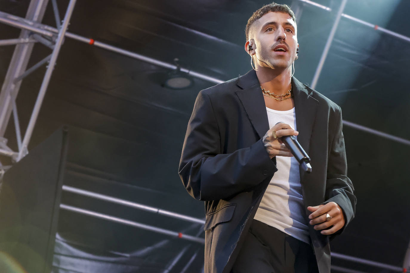 Enol y Muchachito Bombo Infierno triunfan en Gijón