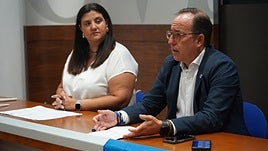 Montserrat Meres y Mario Arias en la rueda de prensa.