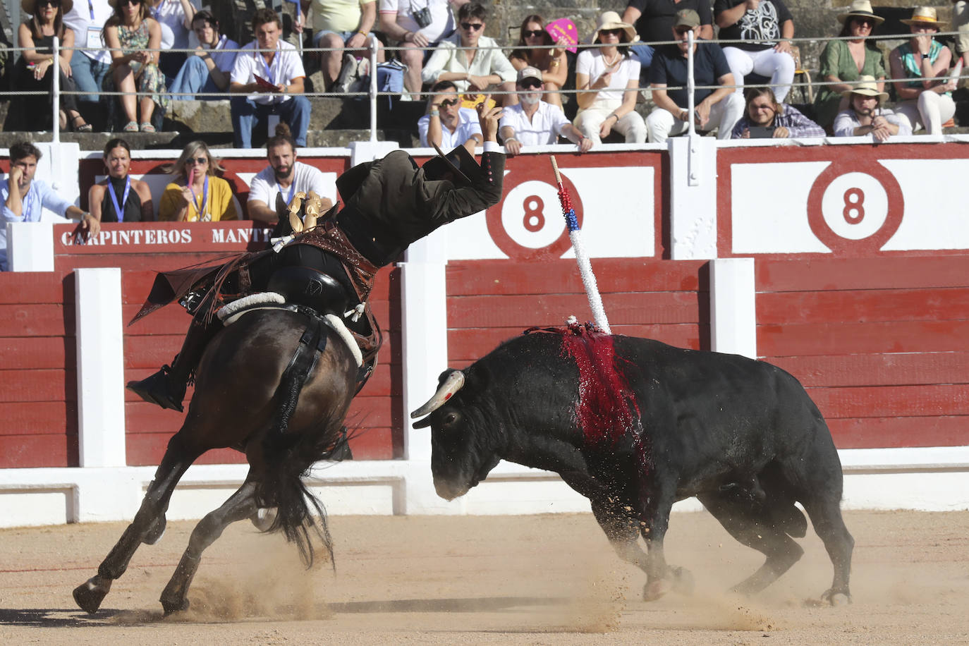 La primera tarde de toros en Gijón, en imágenes