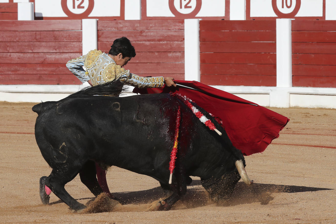 Segunda tarde de Feria Taurina de Begoña