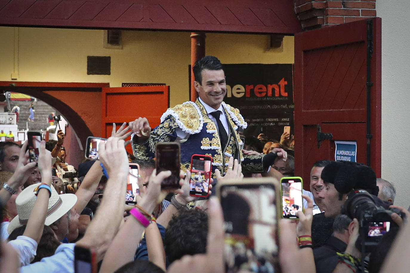 Tercera jornada de toros en Gijón