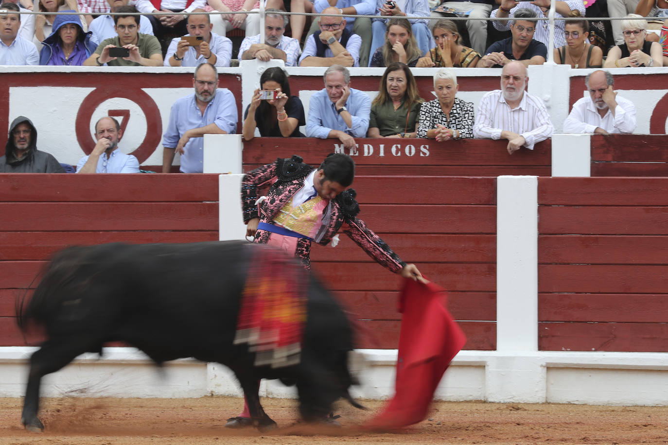 Tercera jornada de toros en Gijón