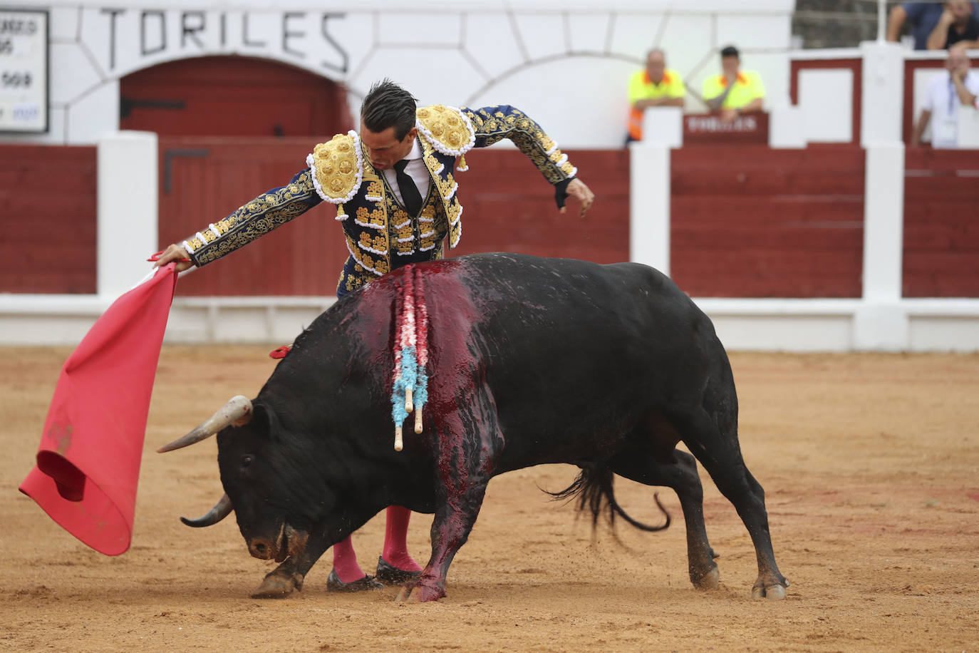 Tercera jornada de toros en Gijón