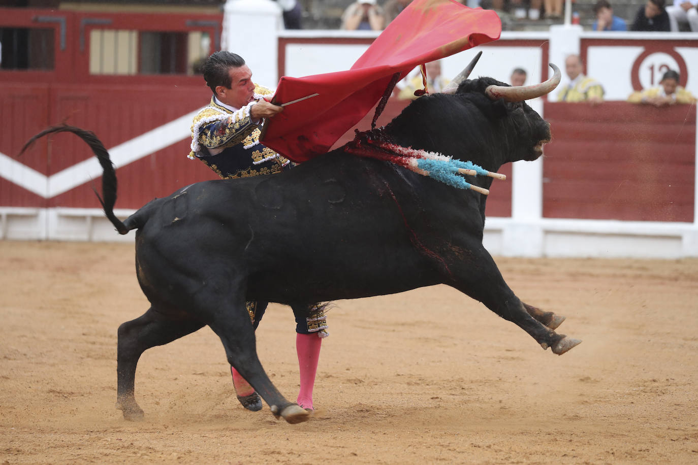 Tercera jornada de toros en Gijón