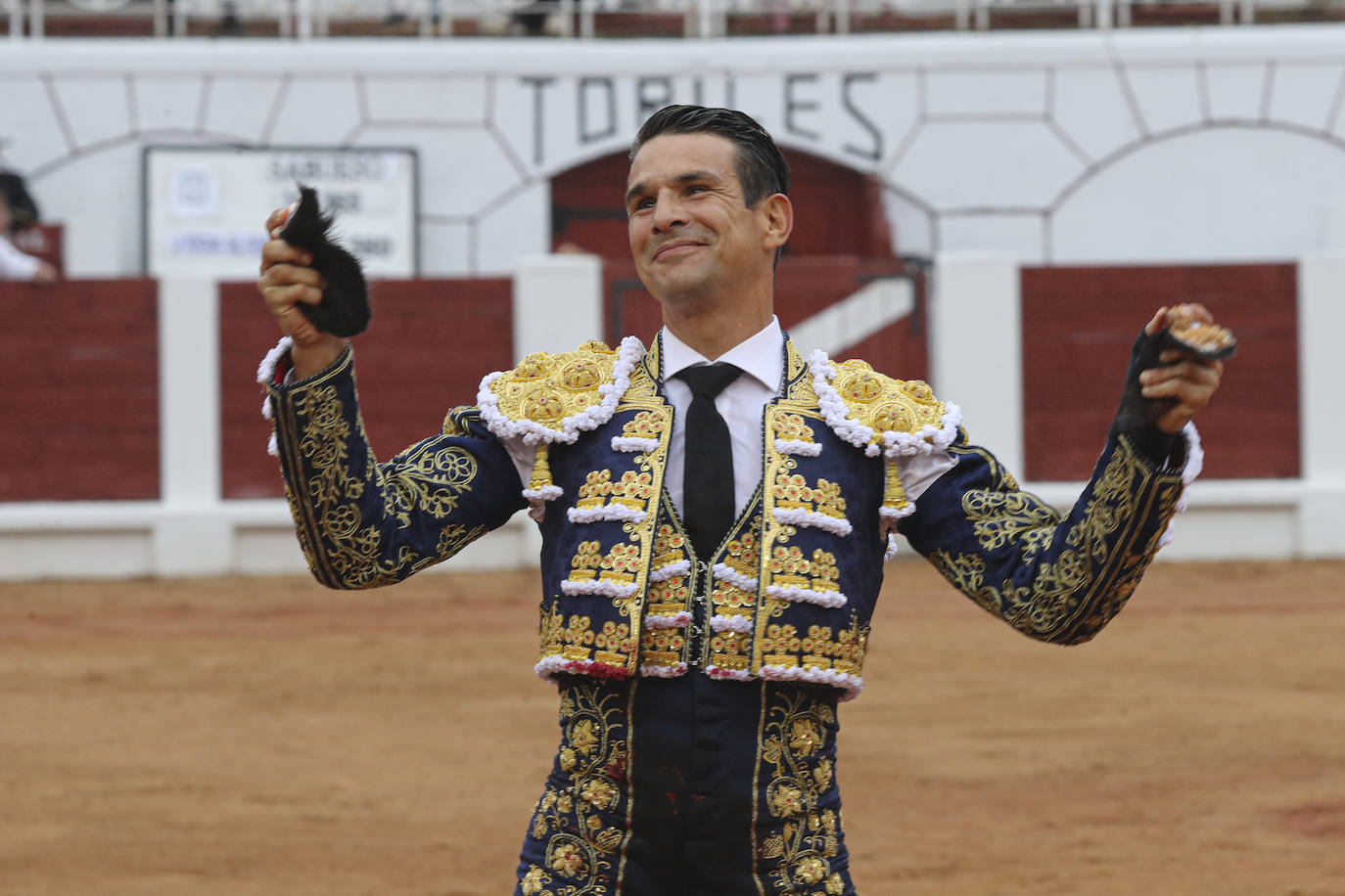 Tercera jornada de toros en Gijón