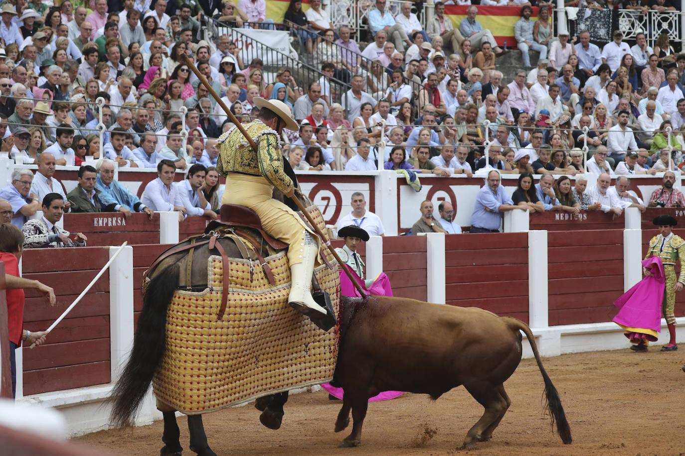 Tercera jornada de toros en Gijón