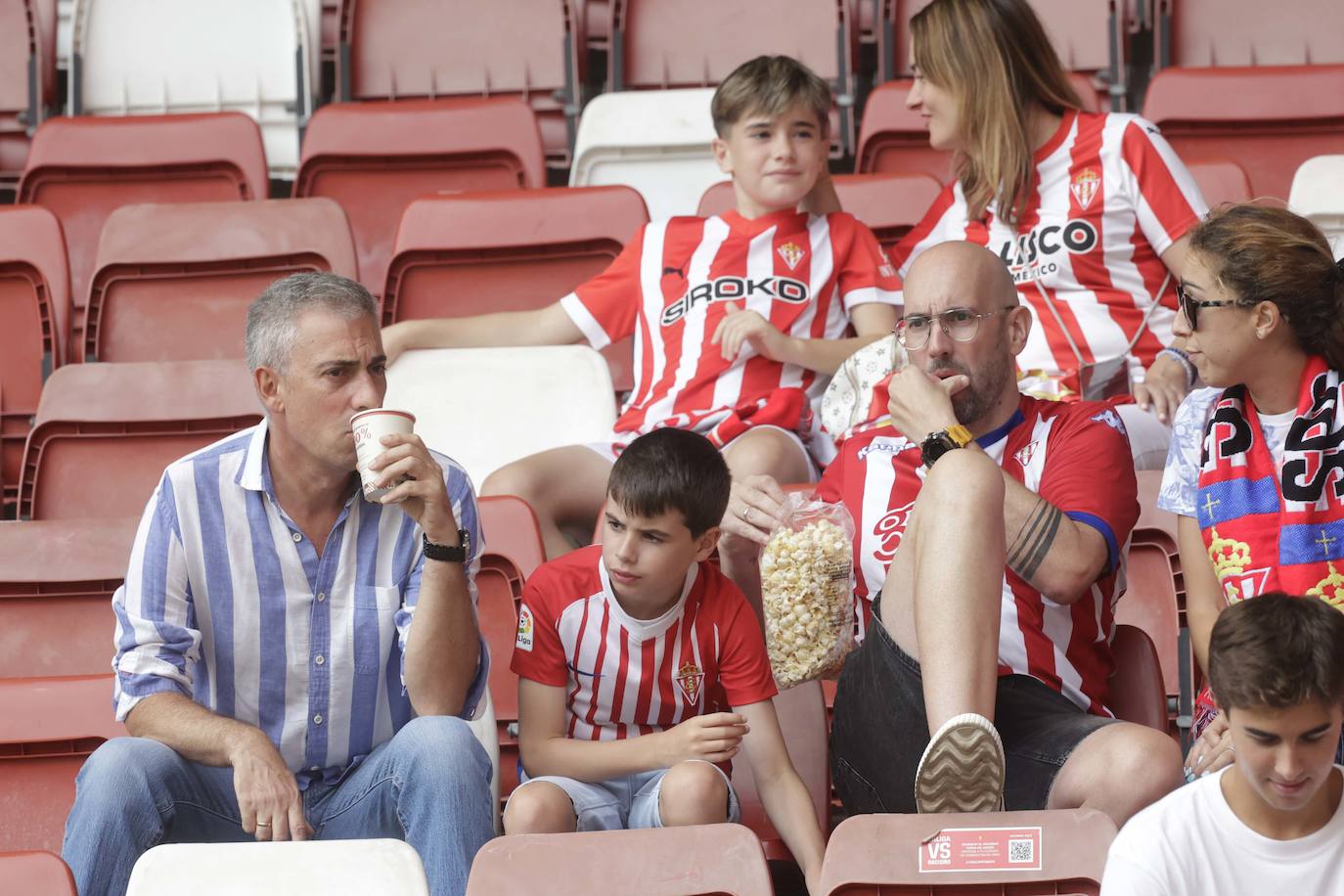 ¿Estuviste en el Sporting - Levante? ¡Búscate!