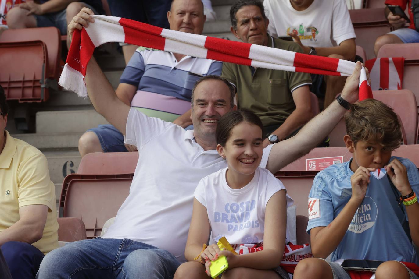 ¿Estuviste en el Sporting - Levante? ¡Búscate!