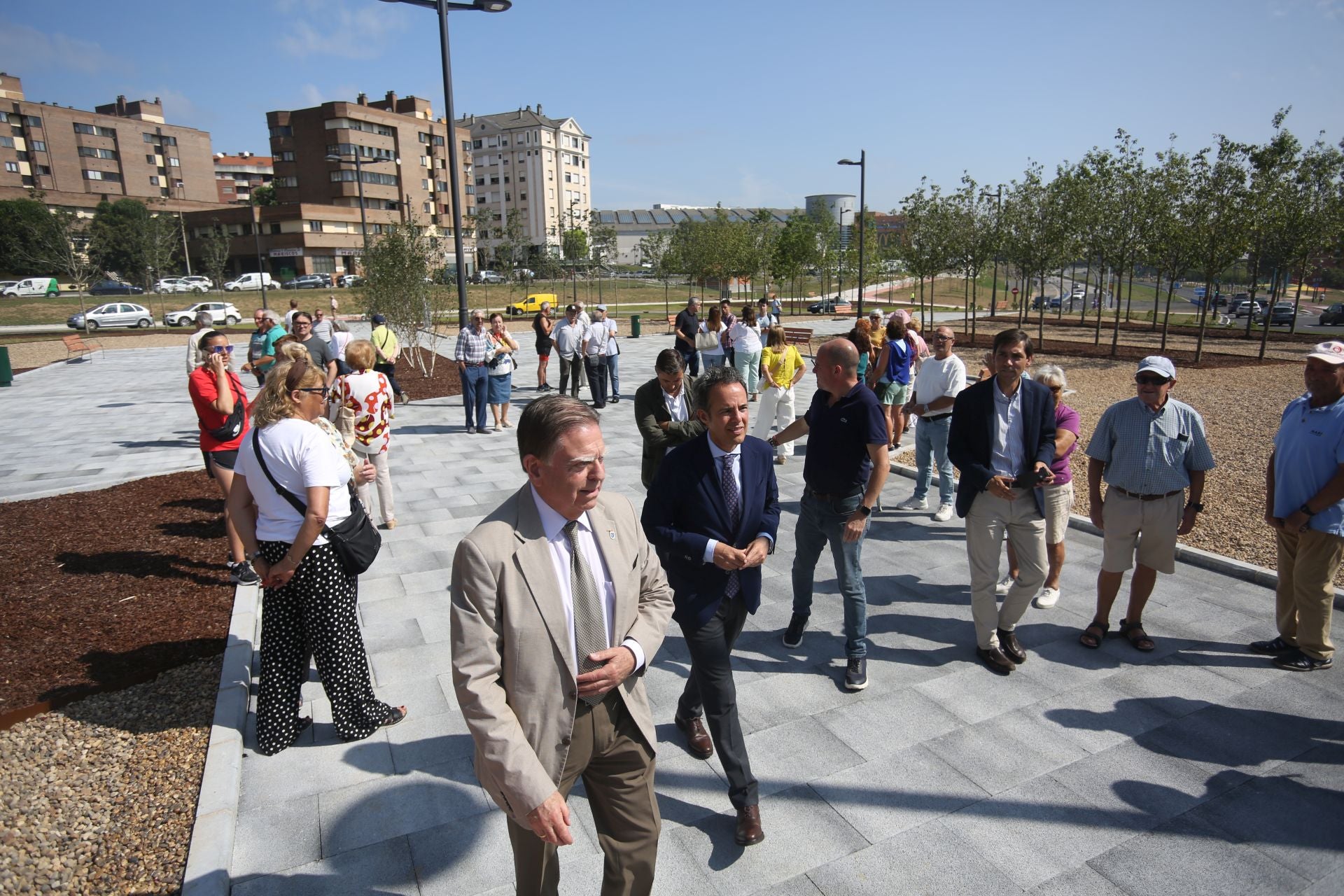 Oviedo estrena la rotonda de Santullano