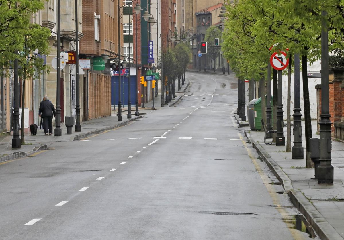 Calle Mariano Pola, una de las vías por las que persiguieron al conductor.