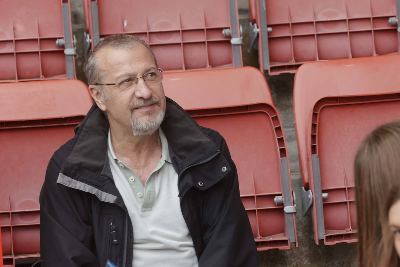 ¿Estuviste en El Molinón en el Sporting - Eldense? ¡Búscate!