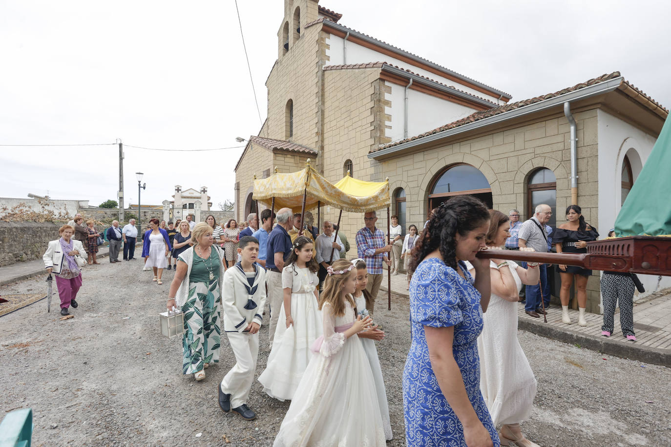 Contrueces, Vega y Fontaciera disfrutan sus fiestas patronales