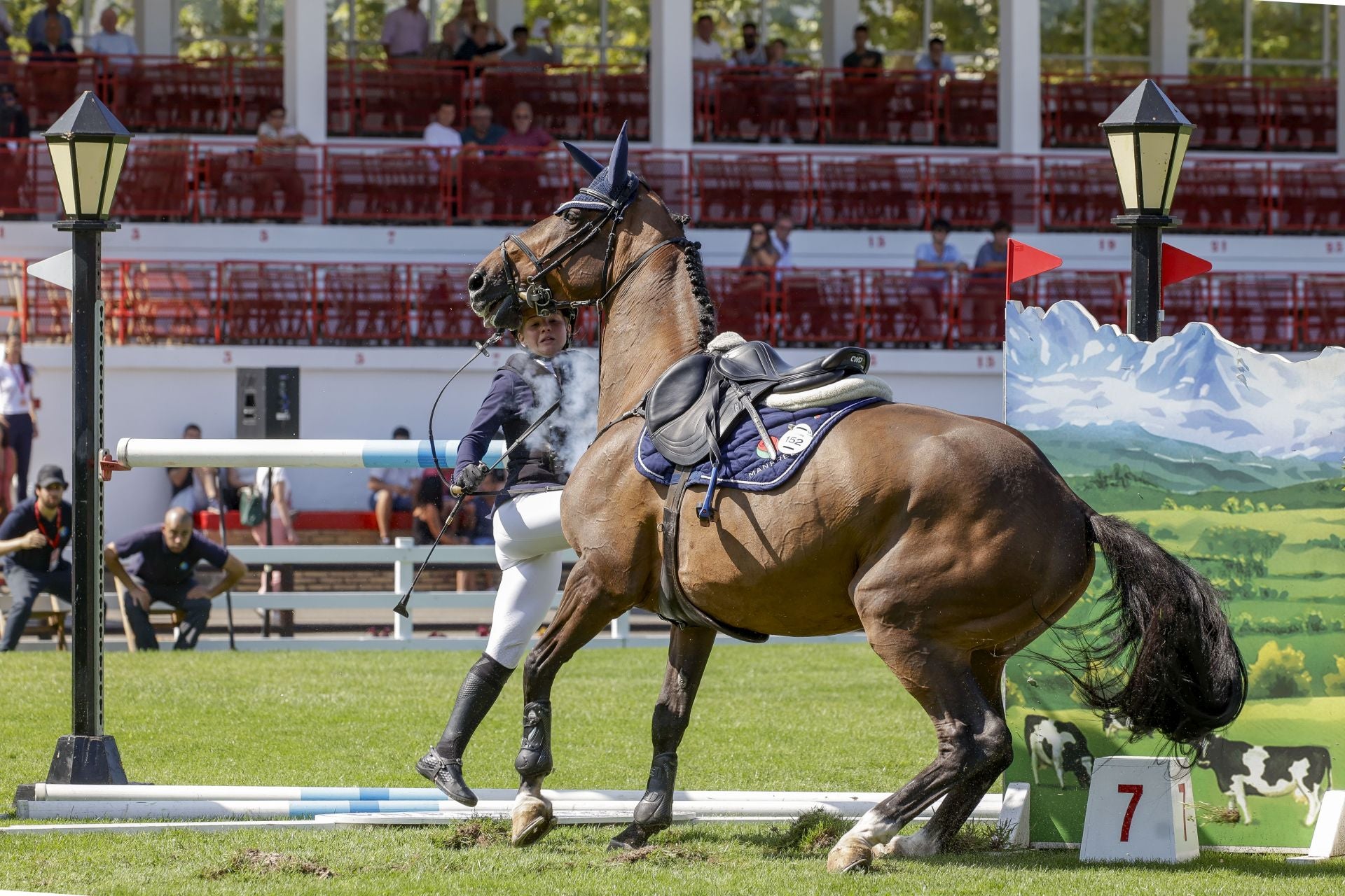 Pistoletazo de salida del concurso hípico de Gijón