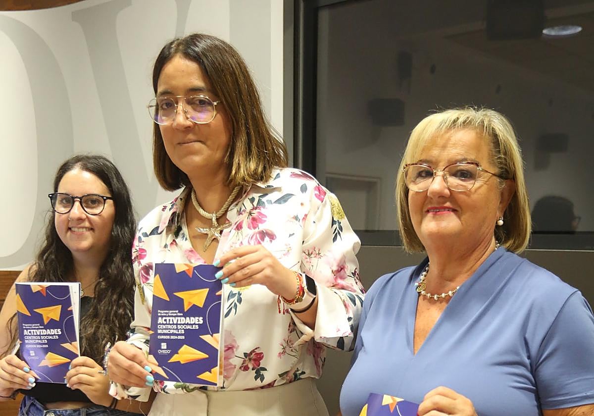 Natalia Campo, Covadonga Díaz y Charo Suárez.