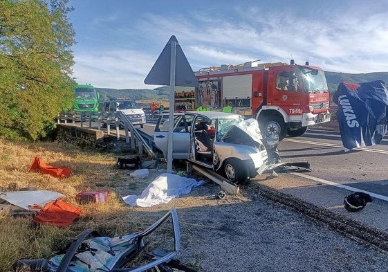 Mueren una madre y una hija en un accidente de tráfico en León cuando volvían a Asturias de sus vacaciones