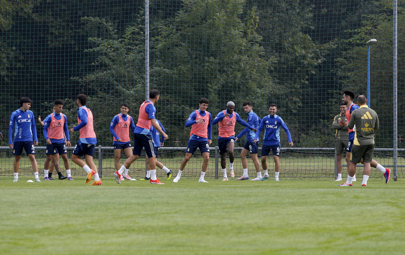 Entrenamiento del Real Oviedo (29/08/2024)