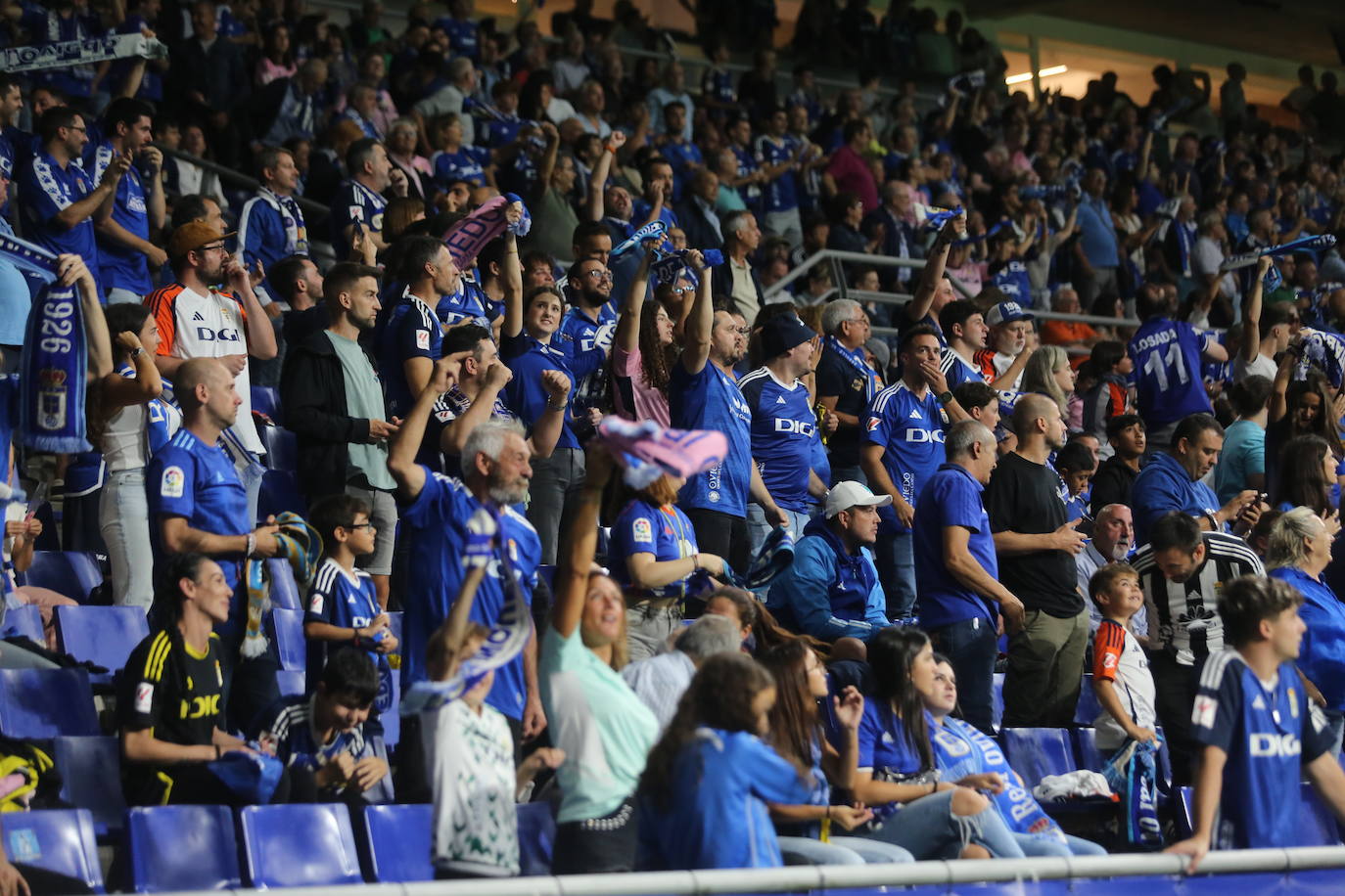 ¿Estuviste en el Real Oviedo - Racing? ¡Búscate!