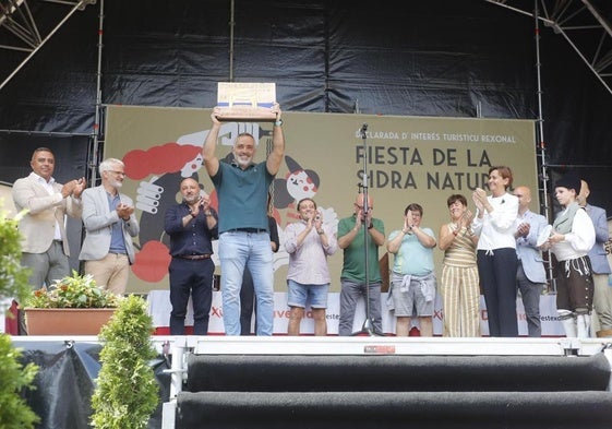 José Cardín recibe el Tonel de Oro: «La sidra es nuestro gran valor»