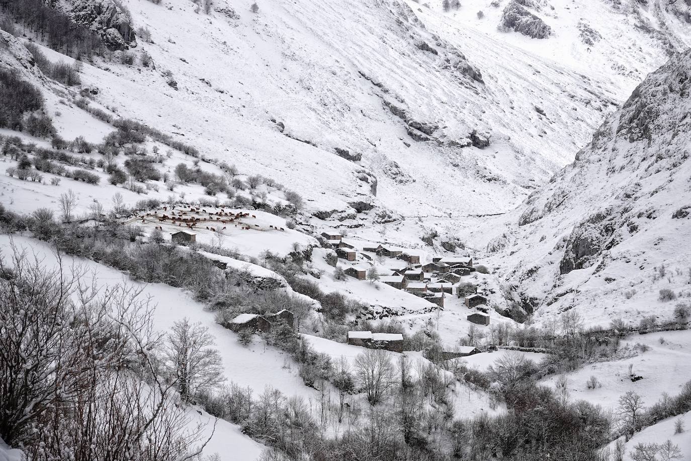 En el corazón de los Picos de Europa: Sotres, un pueblo de altura y de postal