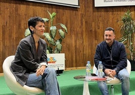 La ministra Elma Saiz y el secretario general de UGT Asturias, Javier Fernández Lanero.