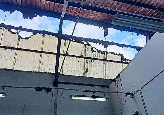 El estado en el que quedó la parte del techo afectada.