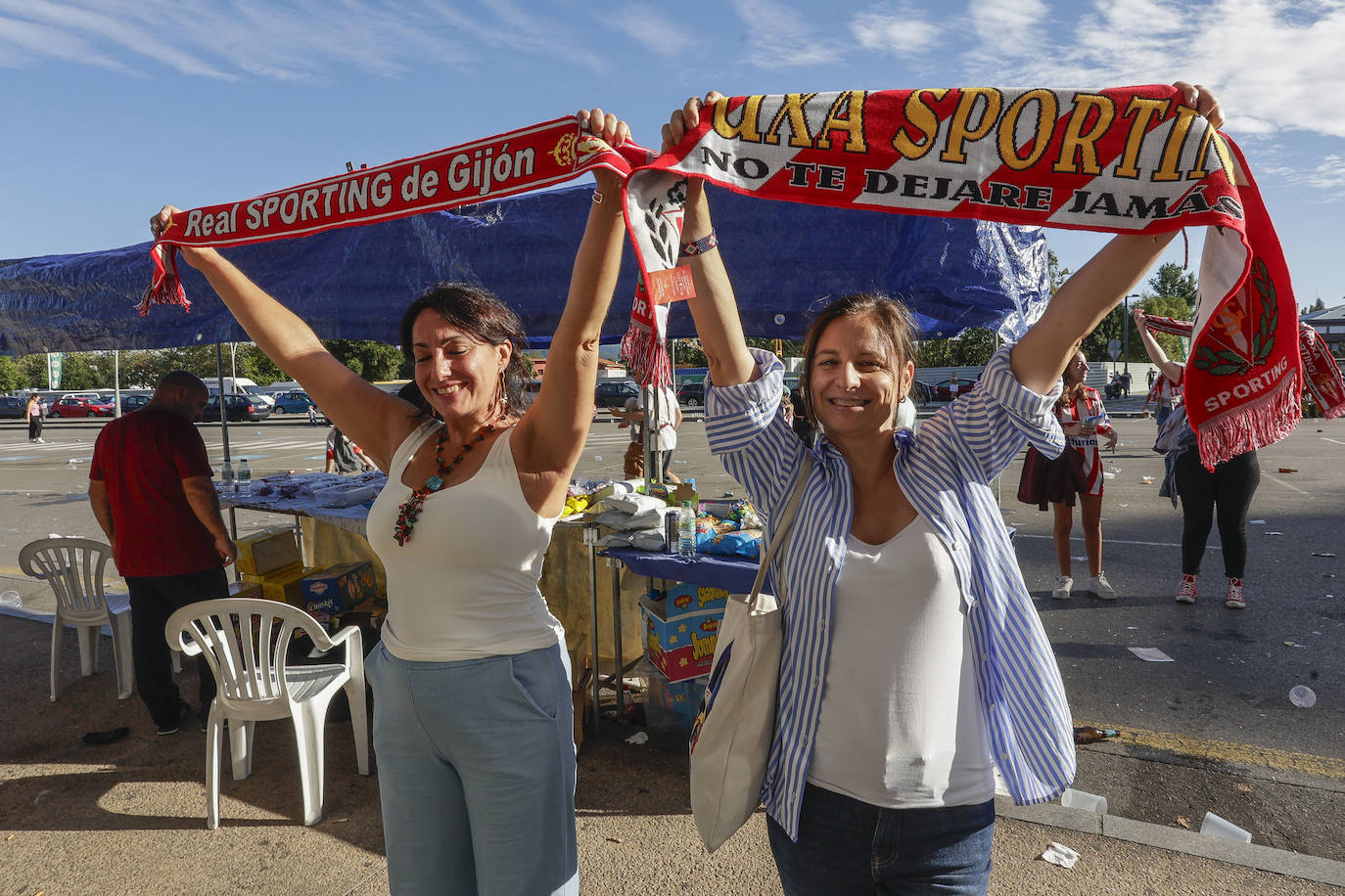 Gijón enloquece con el Sporting en el derbi asturiano