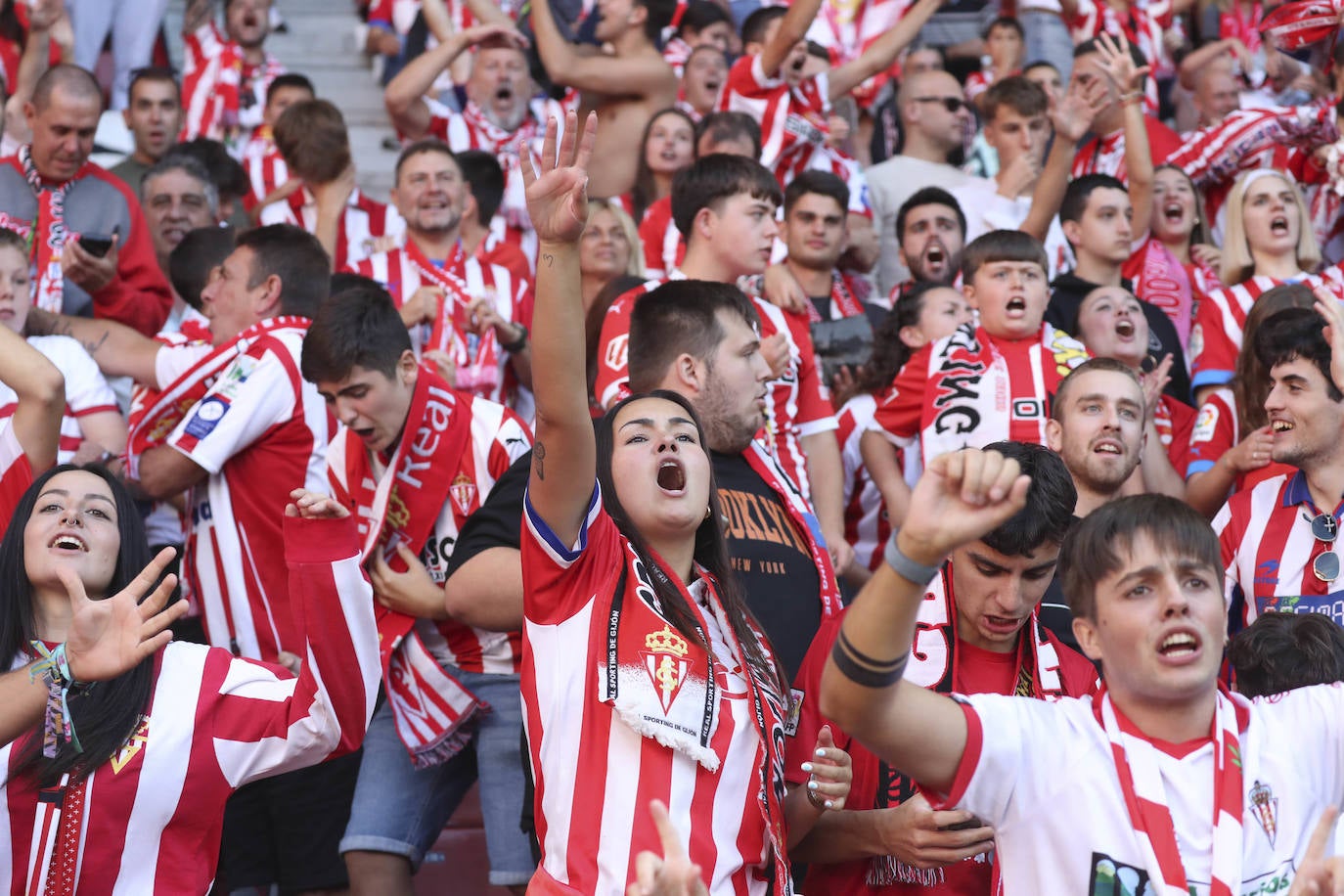 ¿Estuviste en el Sporting - Real Oviedo? ¡Búscate!