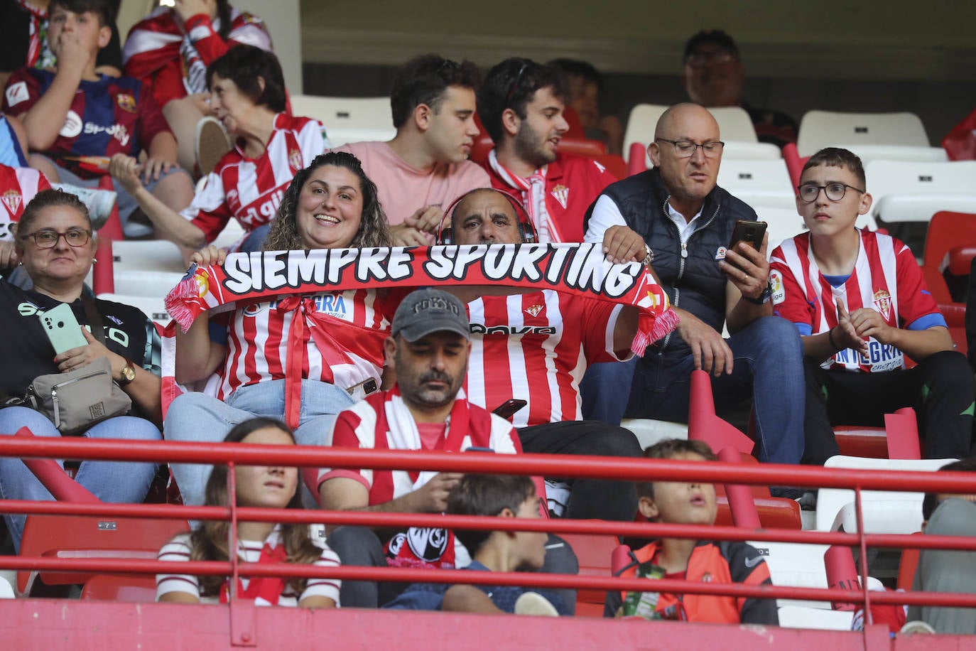 ¿Estuviste en el Sporting - Real Oviedo? ¡Búscate!