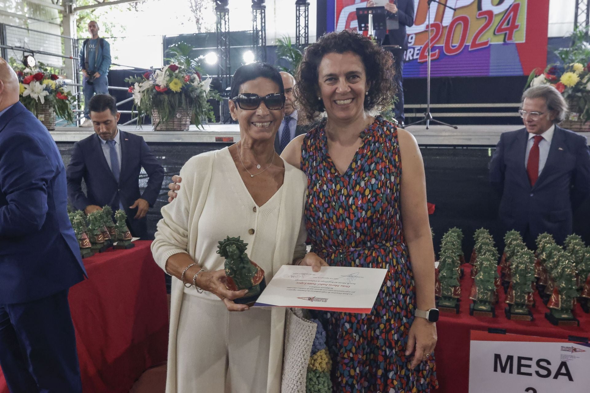 El Grupo Covadonga distingue a sus socios de mérito y de honor