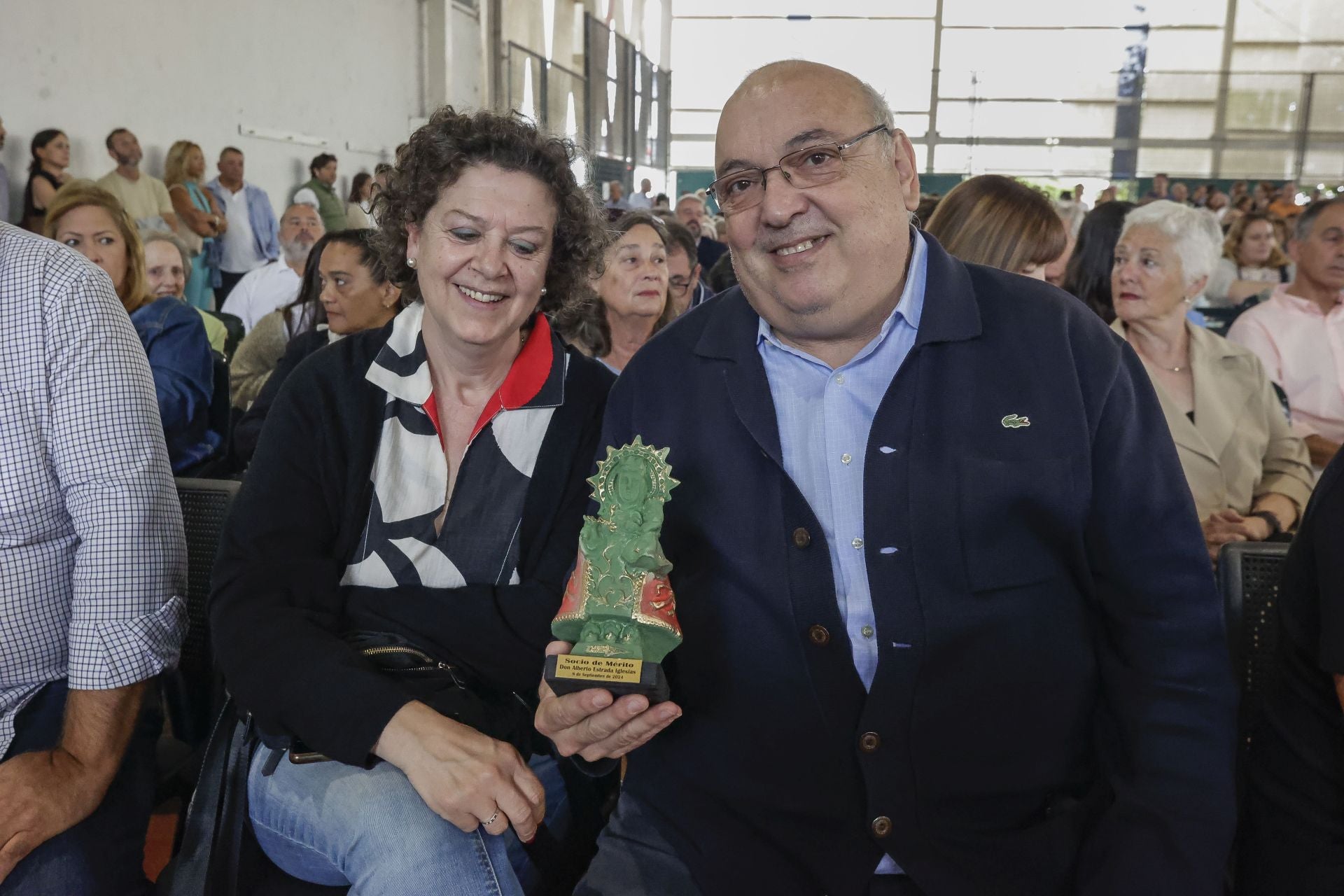 El Grupo Covadonga distingue a sus socios de mérito y de honor