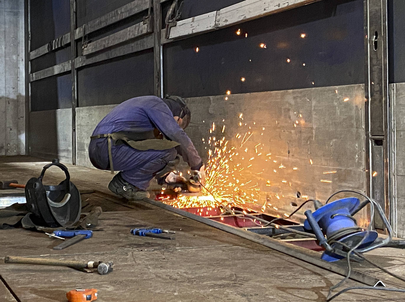 El metal asturiano eleva el empleo a 27.200 trabajadores, pero la producción cae un 3%