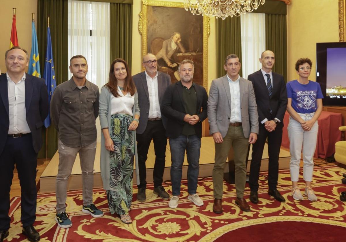 La presentación de la VI Carrera EdP Nocturna Gijón 10K, ayer, en el salón de recepciones del Ayuntamiento de Gijón.