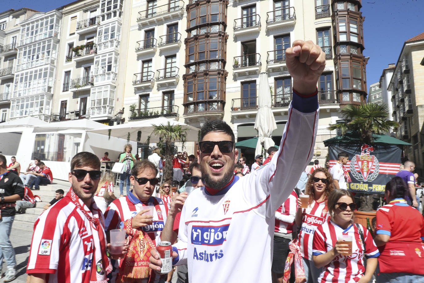 Ambientazo en Santander con la avalancha de sportinguistas