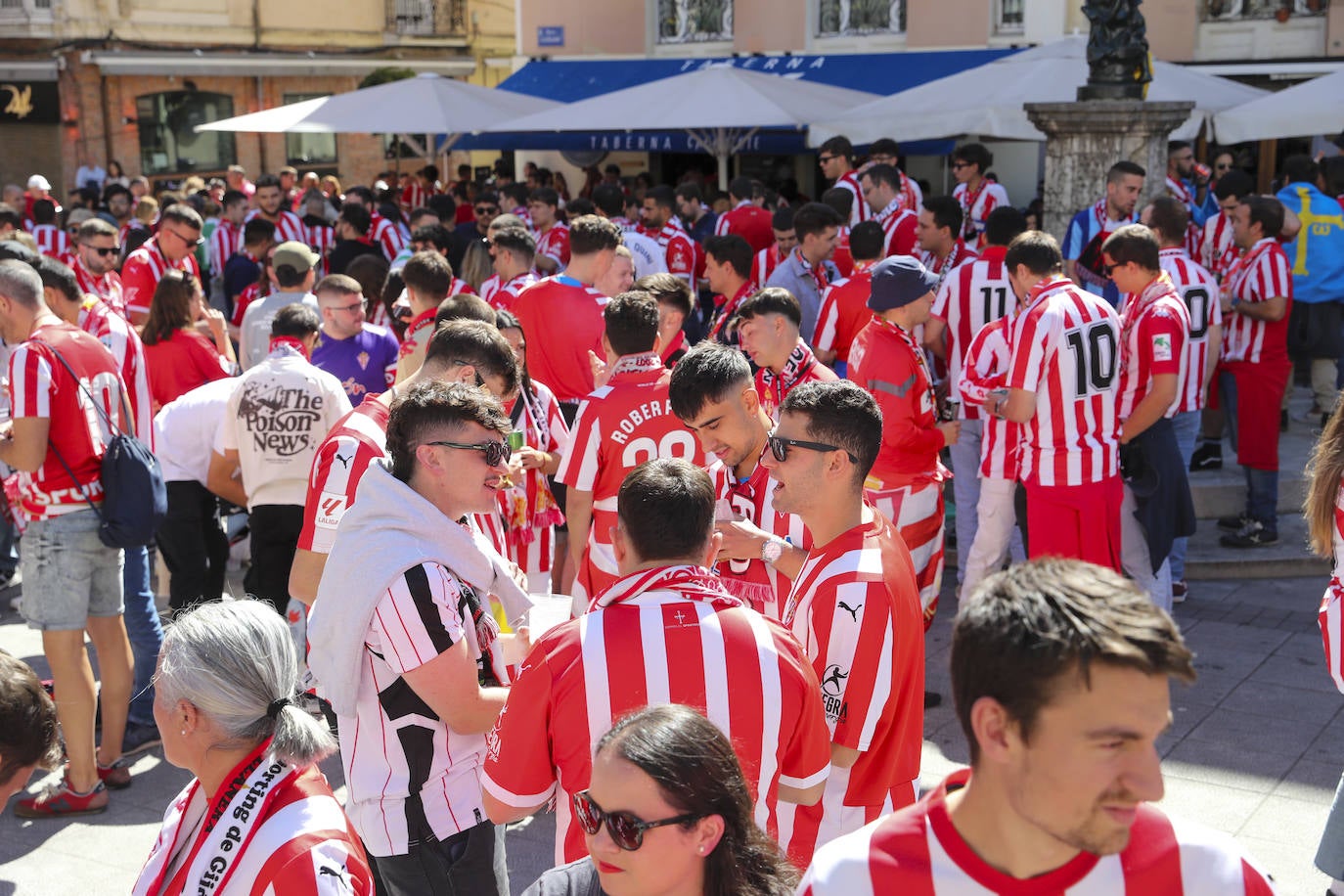 Ambientazo en Santander con la avalancha de sportinguistas