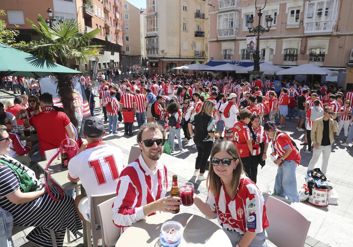 Ambientazo en Santander con la avalancha de sportinguistas