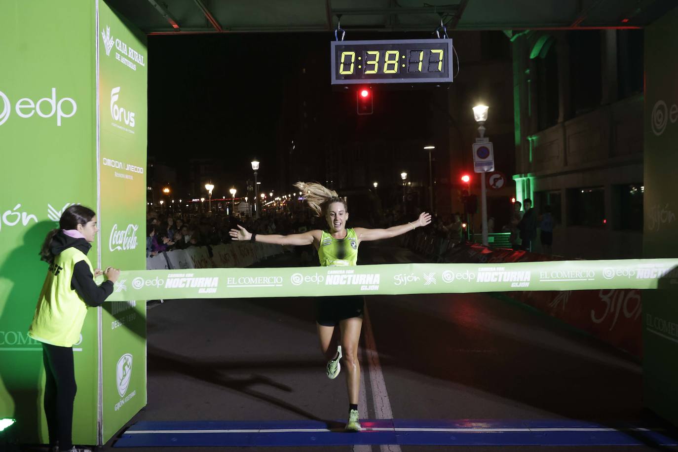 EDP Carrera Nocturna de Gijón en imágenes