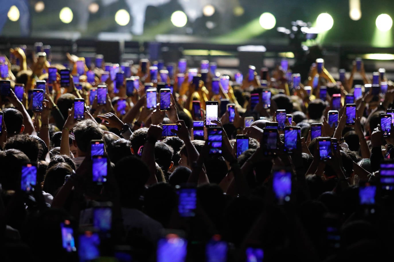 Mike Towers enciende La Ería