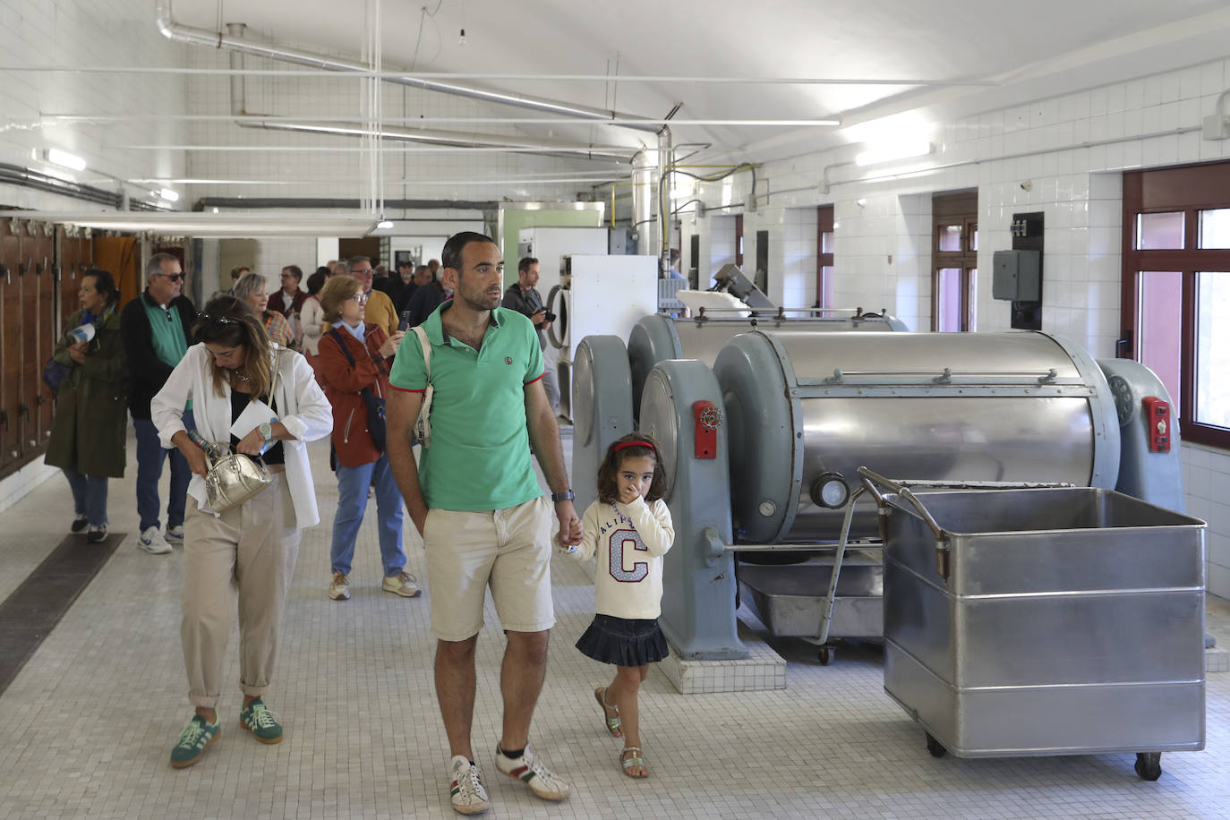 Los antiguos fogones de la Laboral encienden la curiosidad