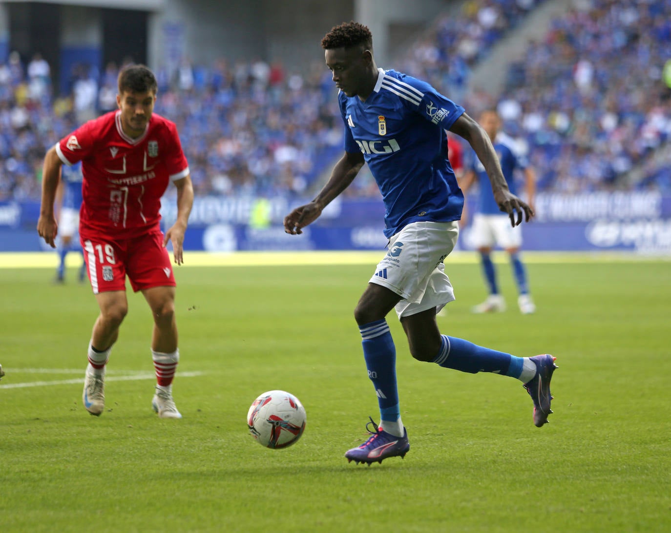 Las imágenes que deja el partido entre el Real Oviedo y el Cartagena